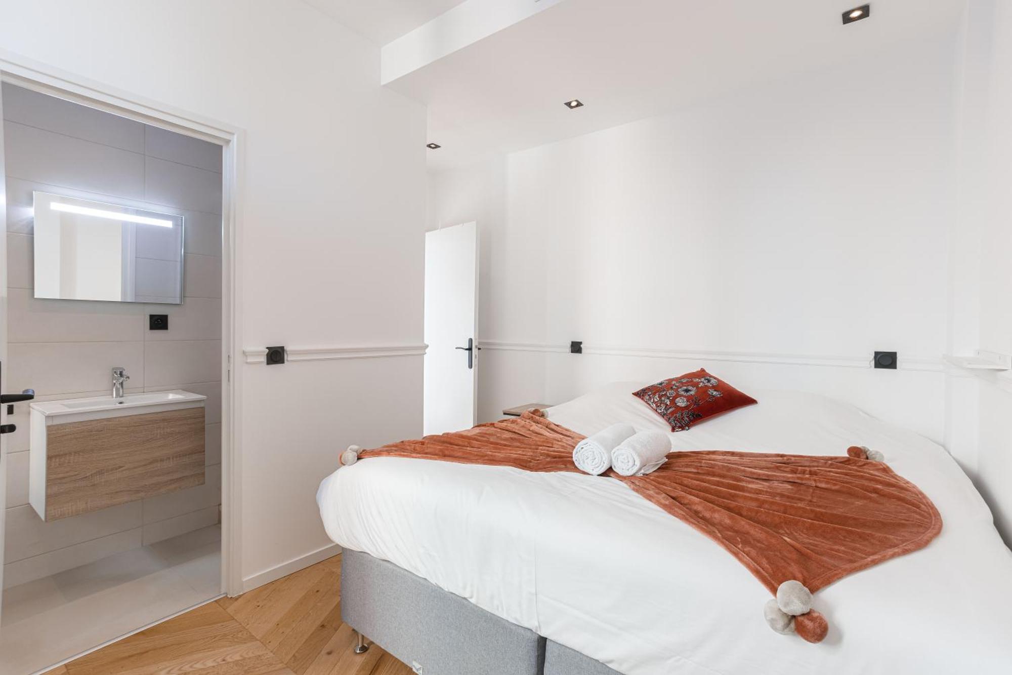 Syssi - 3 Avec Salles De Bains, Spacieux, Calme, Moderne, Ideal Congres Appartement *