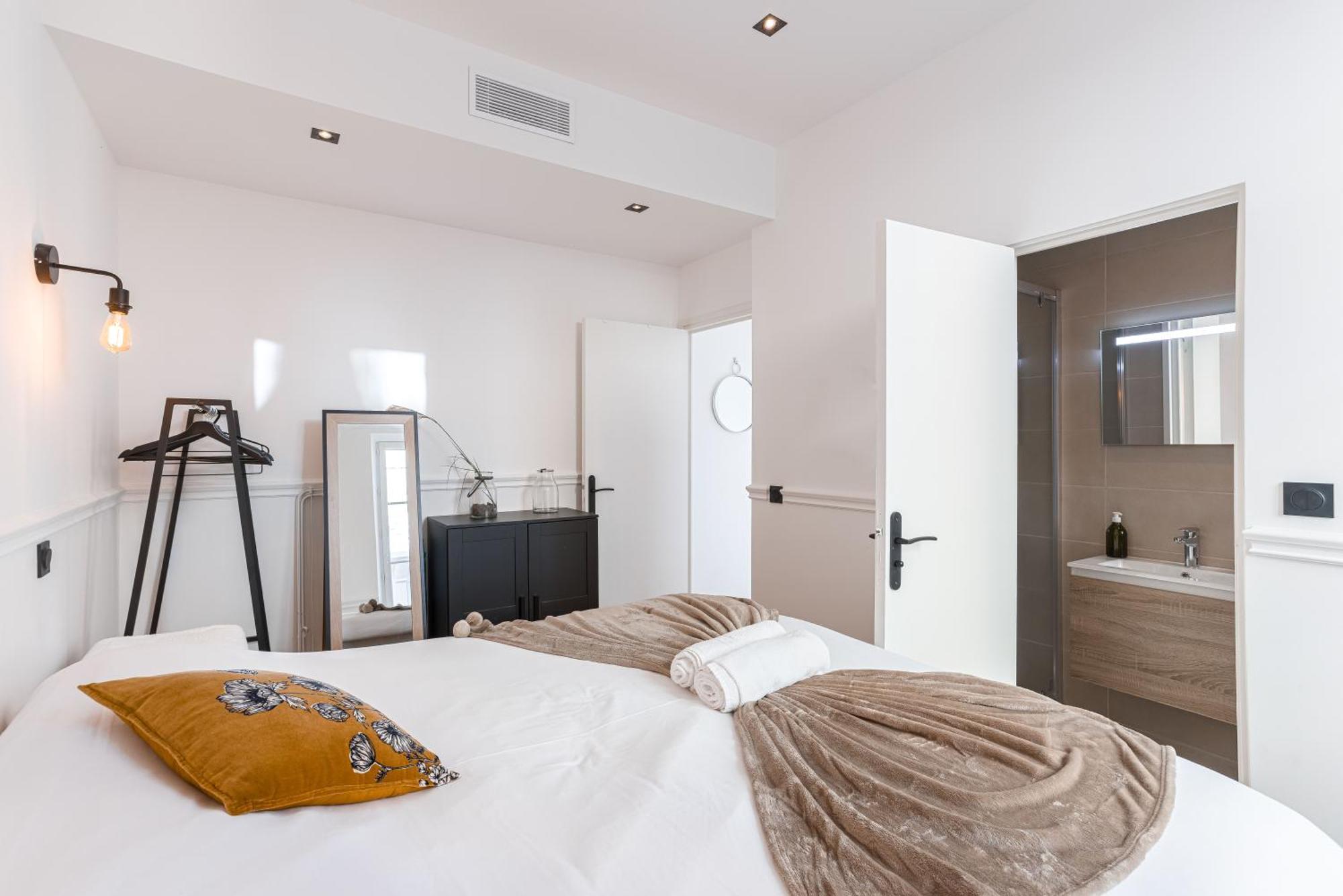 Syssi - 3 Avec Salles De Bains, Spacieux, Calme, Moderne, Ideal Congres Appartement *